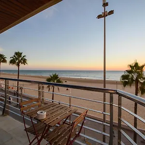 Preciado Con Vistas Frontales Al Mar Apartamento